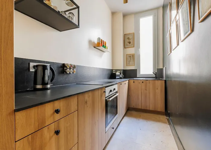 Superb 2bdr 4p - Palais Royal Apartman *